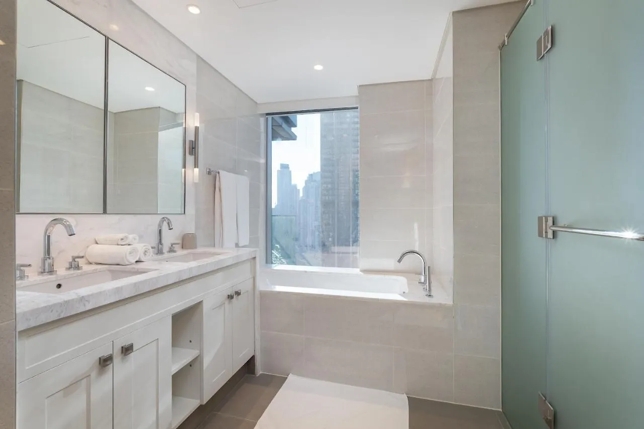 Trinity Holiday Homes - Opera Grand Downtown Dubaj 0*,