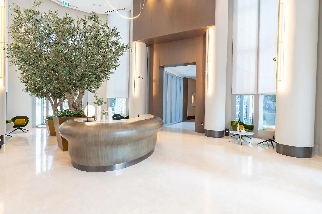 Trinity Holiday Homes - Opera Grand Downtown Dubaj